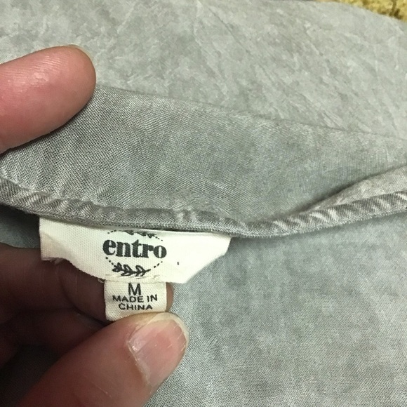 Slouchy boho beachy v neck top - Picture 2 of 8